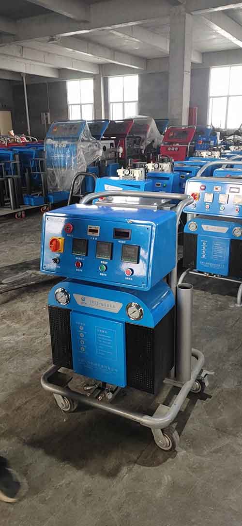 冷庫聚氨酯噴涂機(圖2) Q5600冷庫聚氨酯噴涂機