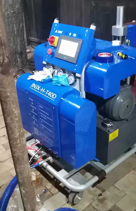 JNJX-H-T40D聚脲噴涂機(jī)設(shè)備(圖7) JNJX-H-T40D聚脲噴涂機(jī)設(shè)備